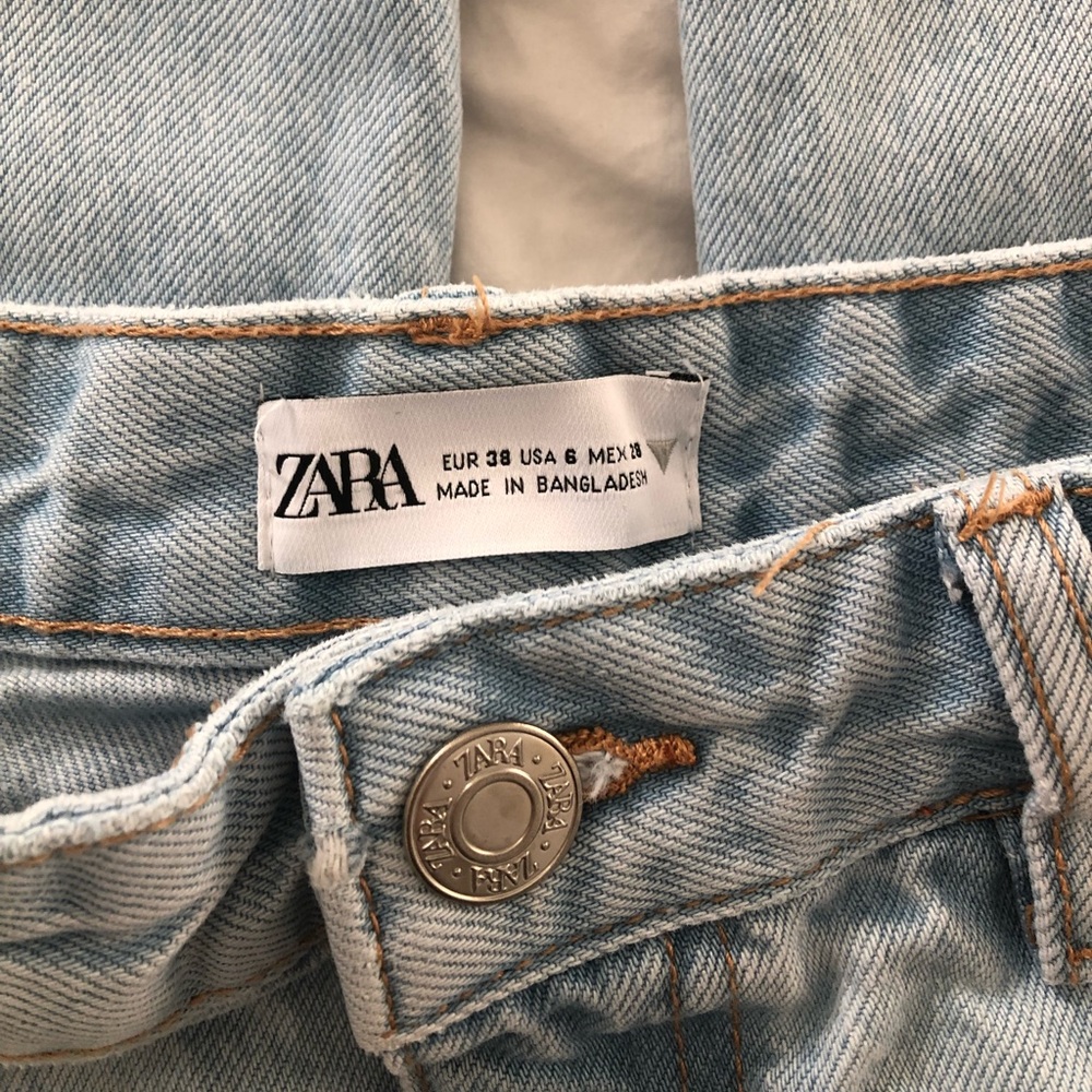ZARA Wide Leg Full Length Jeans!
